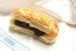 茨木えきまえマルシェパンとおやつあられのあんバター